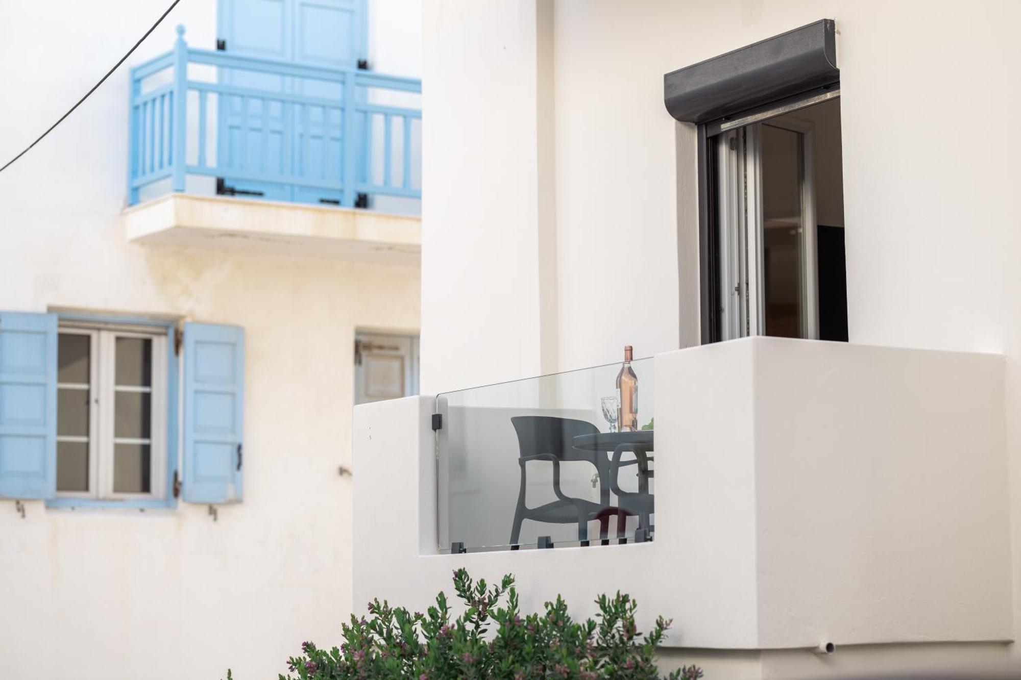 Olvos Suite Naxos City エクステリア 写真